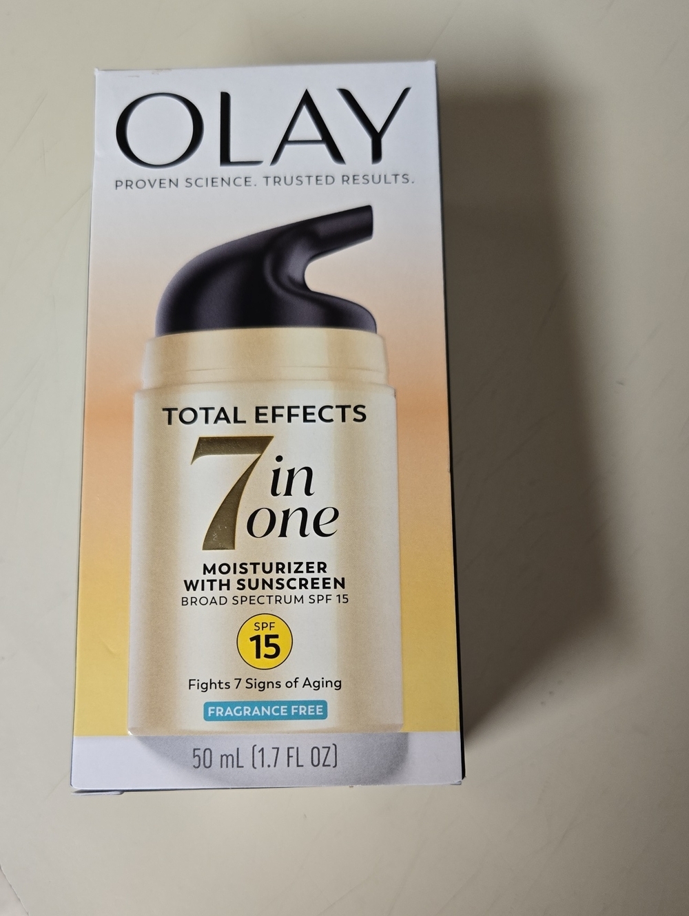 OLAY Total Effects 7 in One Moisturizer - Gold, Black